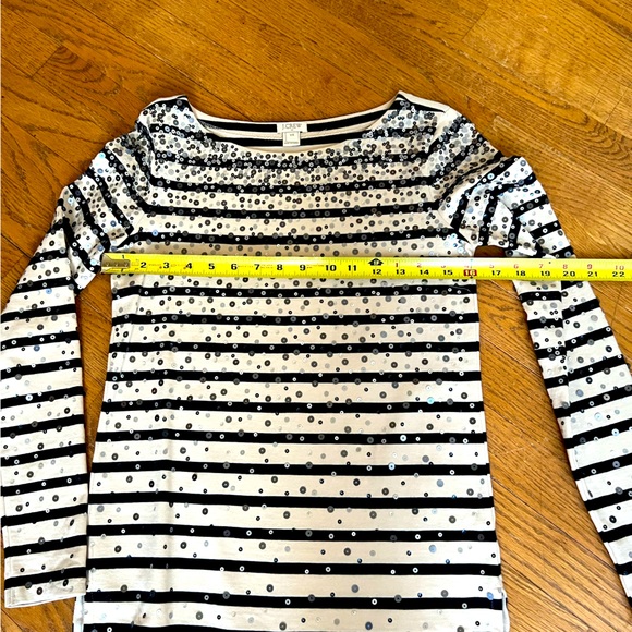 J Crew long sleeved t-shirt with sequins-excellent condition! - Picture 3 of 5